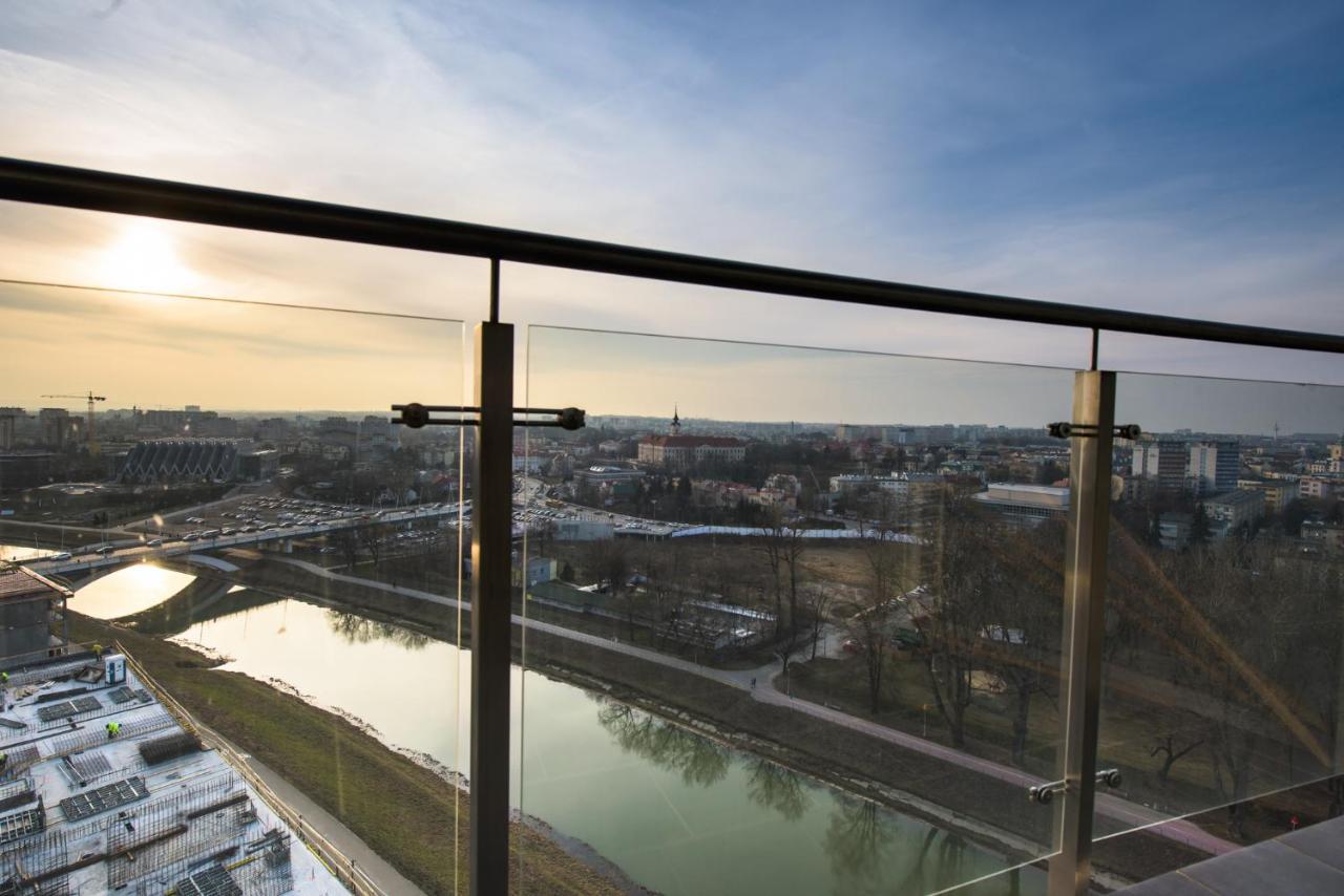 Kapart Rzeszow Apartment エクステリア 写真